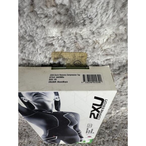 2XU Refresh Women Sz XS Swim Recovery Compression Top Black Long Sleev Activewea - Picture 3 of 5